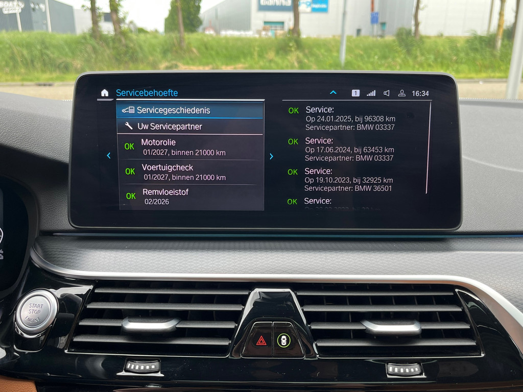 BMW 5 Serie Touring 530e xDrive High Exe M-Sport – Pano – Camera – Leder – Ambient Light – Carplay – Navi – 292PK - Afbeelding 10