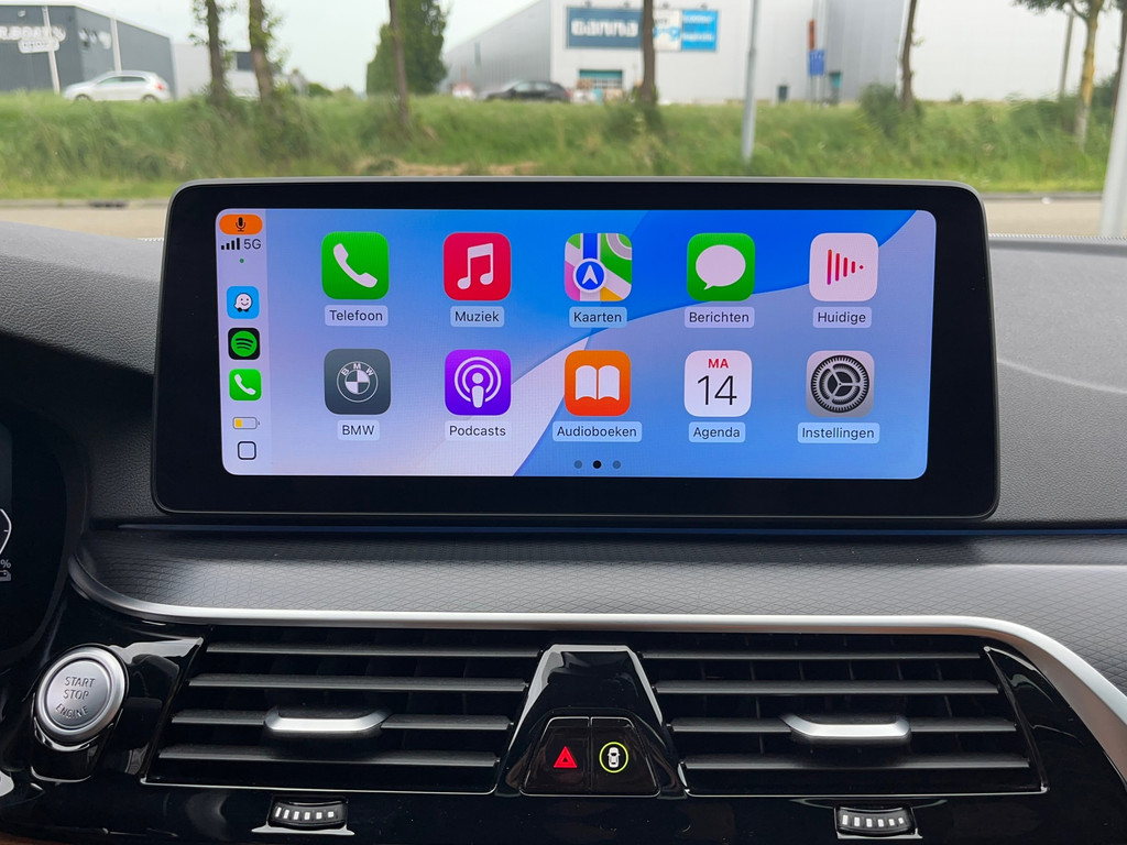 BMW 5 Serie Touring 530e xDrive High Exe M-Sport – Pano – Camera – Leder – Ambient Light – Carplay – Navi – 292PK - Afbeelding 38