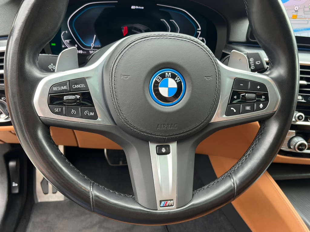BMW 5 Serie Touring 530e xDrive High Exe M-Sport – Pano – Camera – Leder – Ambient Light – Carplay – Navi – 292PK - Afbeelding 41