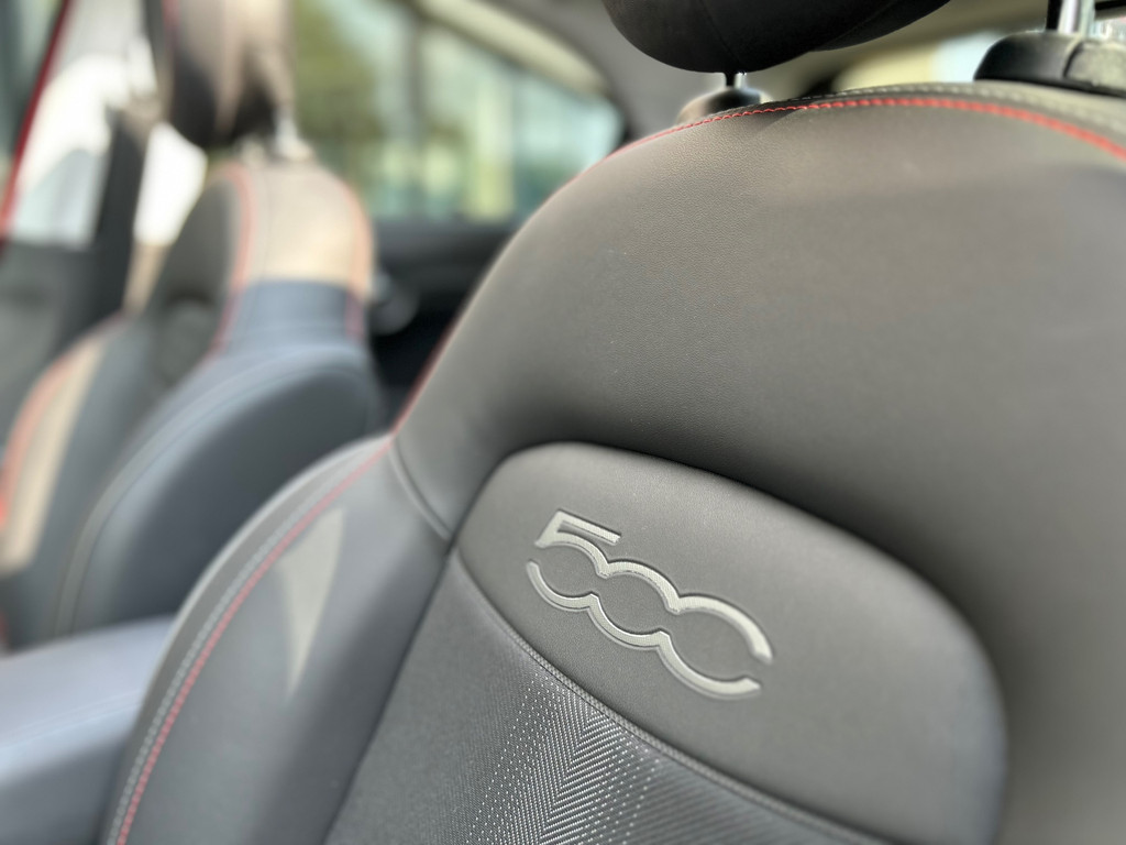 Fiat 500X 1.5 Hybrid Dolcevita Sport Cabrio 130PK – Camera – ACC – Keyless – DAB – Navi - Afbeelding 34