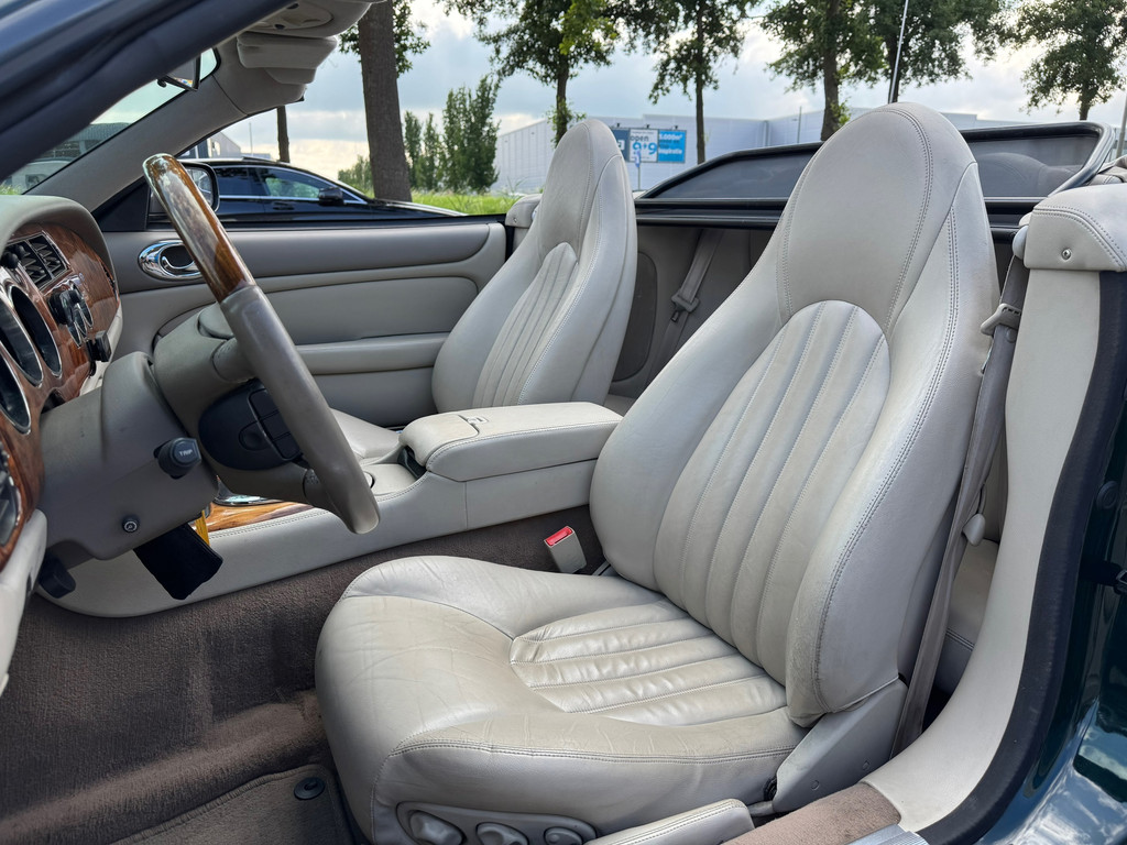 Jaguar XK8 4.0 V8 Convertible 363PK – Pdc – Leder – Stoelverwarming - Afbeelding 23