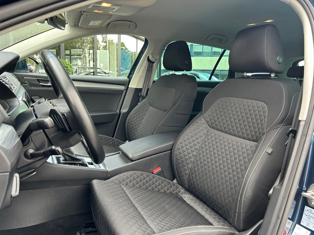 Škoda Superb Combi 1.4 TSI iV Business Edition Plus – ACC – Camera – Keyless – Carplay – Stoelverwarming – 218PK - Afbeelding 23