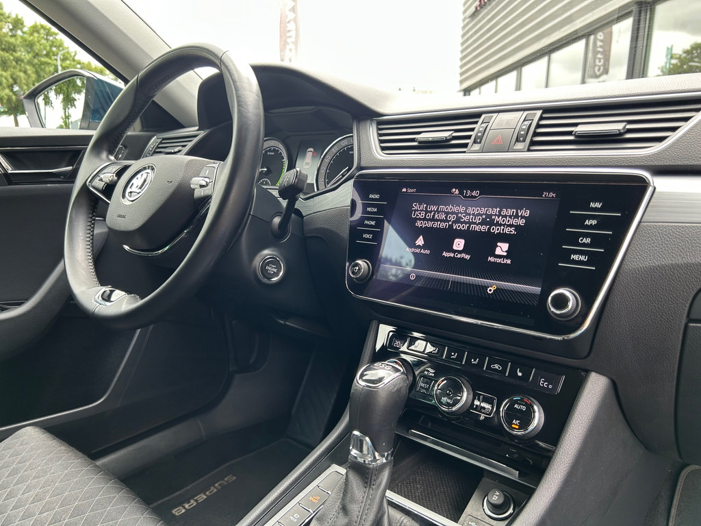 Škoda Superb Combi 1.4 TSI iV Business Edition Plus – ACC – Camera – Keyless – Carplay – Stoelverwarming – 218PK - Afbeelding 37