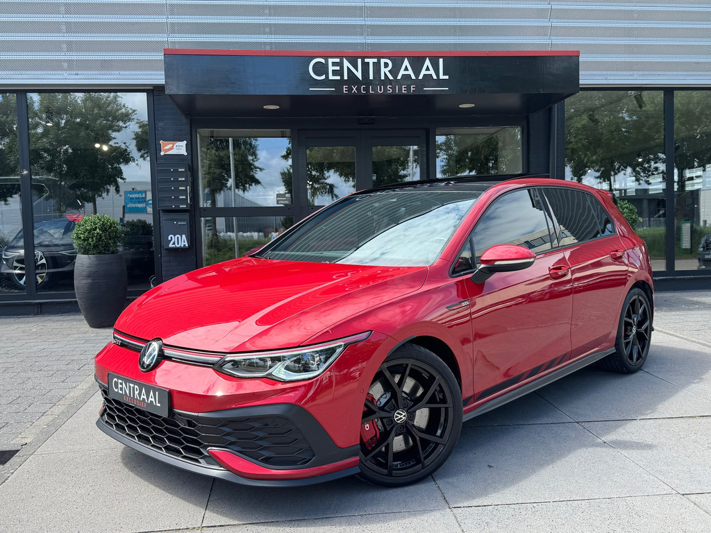 Volkswagen Golf GTI Clubsport 2.0 TSI 300PK - Pano - Camera - IQ Light - ACC - Carplay - Ambient Light