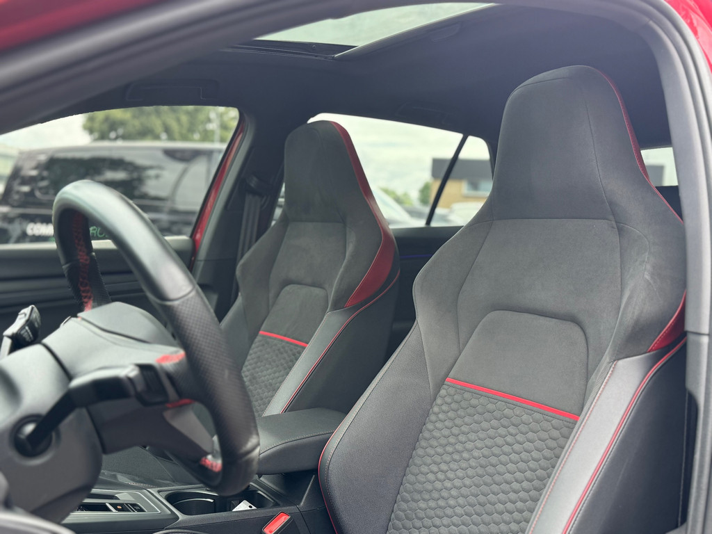 Volkswagen Golf GTI Clubsport 2.0 TSI 300PK – Pano – Camera – IQ Light – ACC – Carplay – Ambient Light - Afbeelding 24