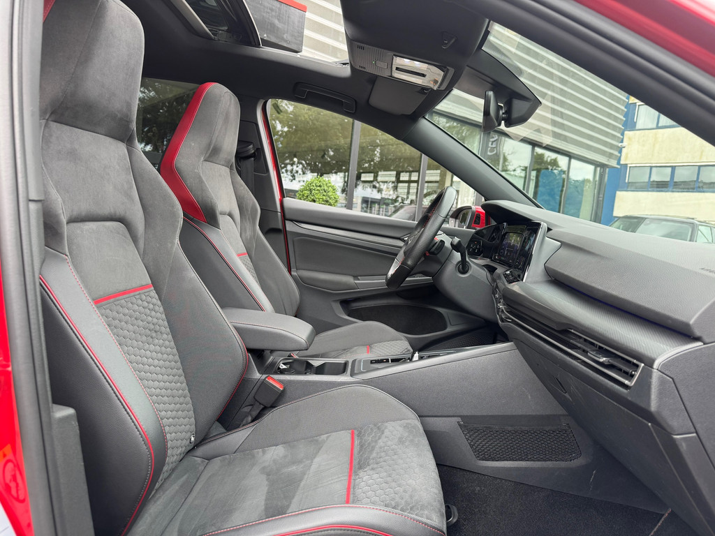 Volkswagen Golf GTI Clubsport 2.0 TSI 300PK – Pano – Camera – IQ Light – ACC – Carplay – Ambient Light - Afbeelding 8