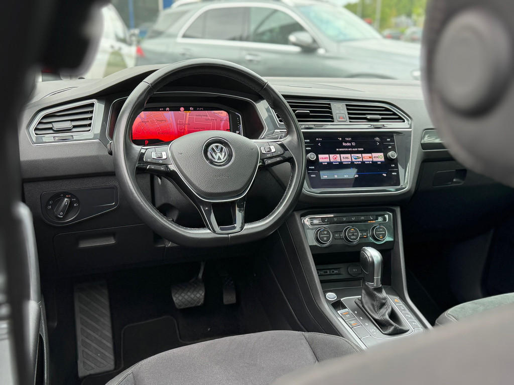 Volkswagen Tiguan 1.5 TSI DSG R-Line Pano – NL-auto – Virtual – ACC – Camera – Carplay – Keyless - Afbeelding 23