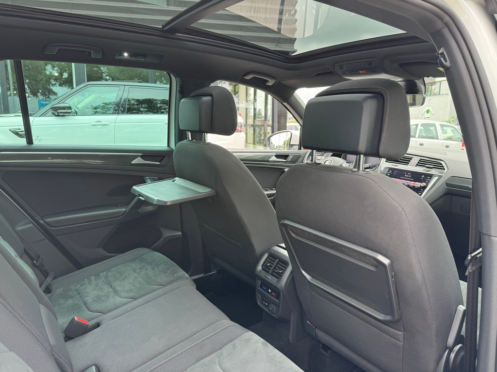 Volkswagen Tiguan 1.5 TSI DSG R-Line Pano – NL-auto – Virtual – ACC – Camera – Carplay – Keyless - Afbeelding 28