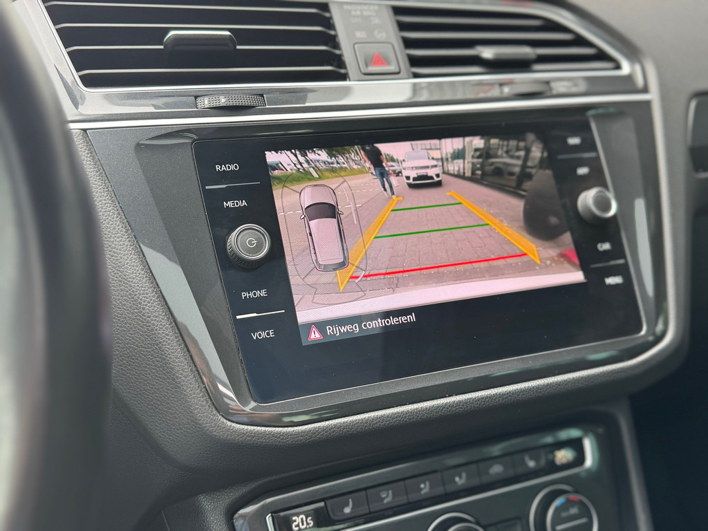 Volkswagen Tiguan 1.5 TSI DSG R-Line Pano – NL-auto – Virtual – ACC – Camera – Carplay – Keyless - Afbeelding 29