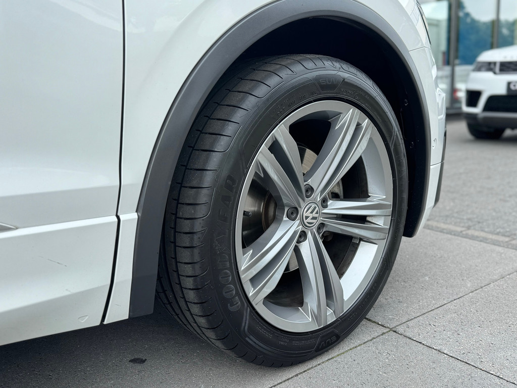 Volkswagen Tiguan 1.5 TSI DSG R-Line Pano – NL-auto – Virtual – ACC – Camera – Carplay – Keyless - Afbeelding 31